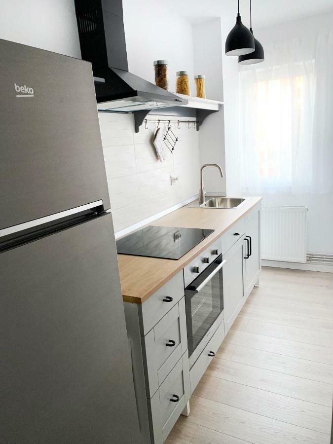 Mhc Quiet Deluxe Suite Near Downtown - Free Parking Brasov Exterior photo